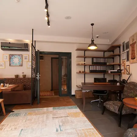 Nomade Exclusive Hotel 3*